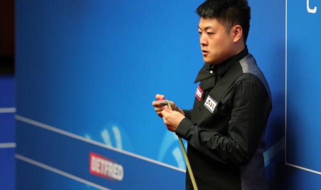 开云线上入口-世锦赛梁文博再负罗伯逊 马奎尔成首位出局种子