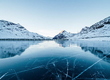 开云线上入口-官方：拉亚战布莱顿的指尖神扑当选英超12月最佳扑救